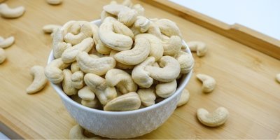 Kešu ořechy v misce