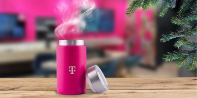 Růžový termohrnek s logem T-Mobile