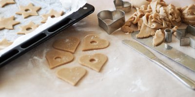 Těsto na linecké, vykrojené neupečené cukroví