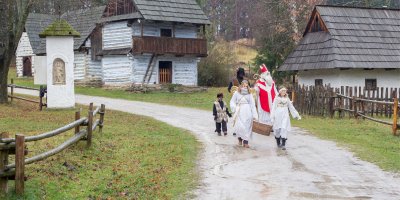 Mikuláš, andělé a čerti ve skanzenu