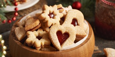 Vánoční cukroví v misce