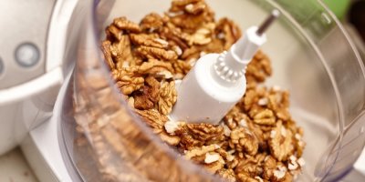 Vlašské ořechy v mixéru