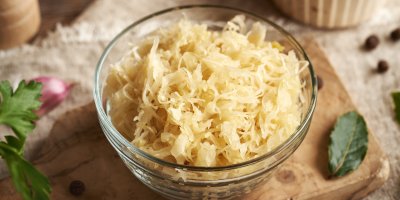 Kysané zelí v misce