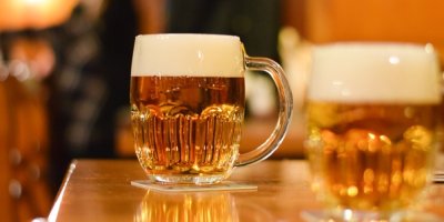 Čepované pivo na stole