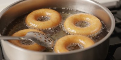 Smažení koblížků