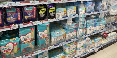 Dětské pleny v supermarketu