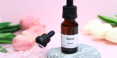 Pleťové sérum s obsahem retinolu