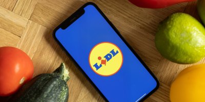 Mobilní telefon s aplikací Lidl