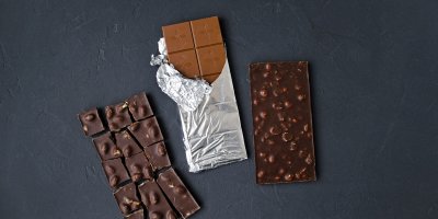 Tři tabulky čokolády
