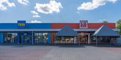 Prodejny TEDi a KiK