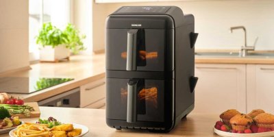 Duální horkovzdušná fritéza Sencor SFR 1250BK s objemem 2 × 5,8 litru stojí kolem 3 499 Kč a umožňuje připravit více jídel najednou