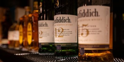 Lahve skotské whiskey Glenfiddich