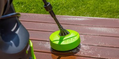 Fieldmann FDW 202205-E nabízí dostatečný tlak pro běžné domácí použití a variabilní trysku, kterou lze přizpůsobit typu povrchu.