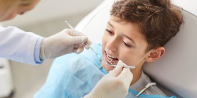 Chlapec u zubaře
