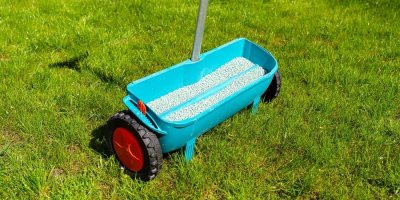 Trávníkové hnojivo