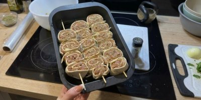 Tortillové špízy s masem na pekáči