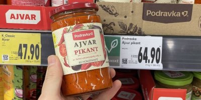 Ajvar pikant v supermarketu