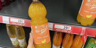 Ovocné sirupy v supermarketu