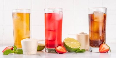 Nemléčné clear proteiny ve třech různých příchutích