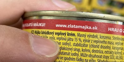 Zadní strana obalu Májky