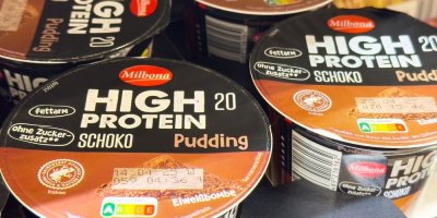 Hight protein puding v supermarketu