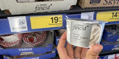 Řecký jogurt v supermarketu