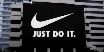 Logo Nike a slogan Just do it