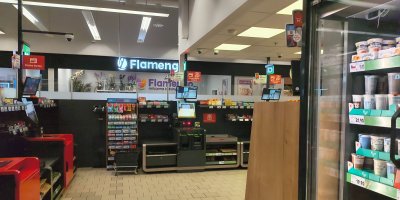 Sekce samoobslužných pokladen v Kauflandu