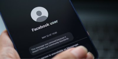 Facebook upozorňuje na odstranění obsahu kvůli porušení pravidel