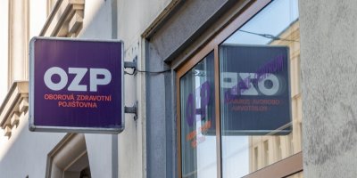 Vývěsní štít s logem OZP