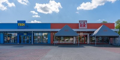 Prodejny TEDi a KiK