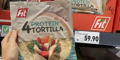 Protein tortilla v rukou