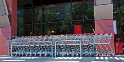 Pozor, na Velký pátek se zavřou všechny obchody. Farmářské trhy nebudou
