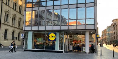 Dvoupatrová prodejna Lidl na Malinovského náměstí v Brně