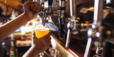 Minipivovary rostou jako houby po dešti a lidé je vítají