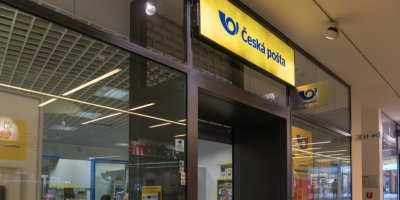 Služby České pošty od listopadu výrazně zdraží. Kolik bude stát doporučená zásilka nebo odeslání balíku?