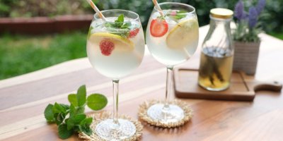 Zaručený recept na letní relax: Voňavá levandulová limonáda s přidanou hodnotou