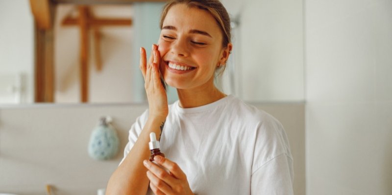 10kroková beauty rutina není nic pro vás? Skinimalismus je stejně účinný a ještě ušetříte