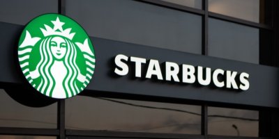 Průčelí obchodu Starbucks