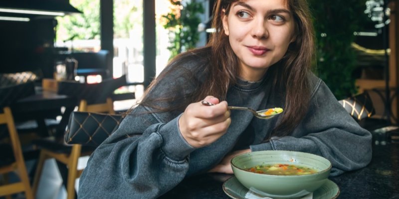 Italský penicilin: Silná polévka pastina vás při nemoci postaví na nohy. Chřipka si neškrtne!