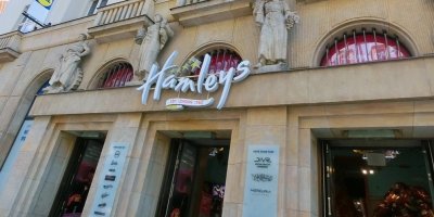 Hamleys prodejna v Praze