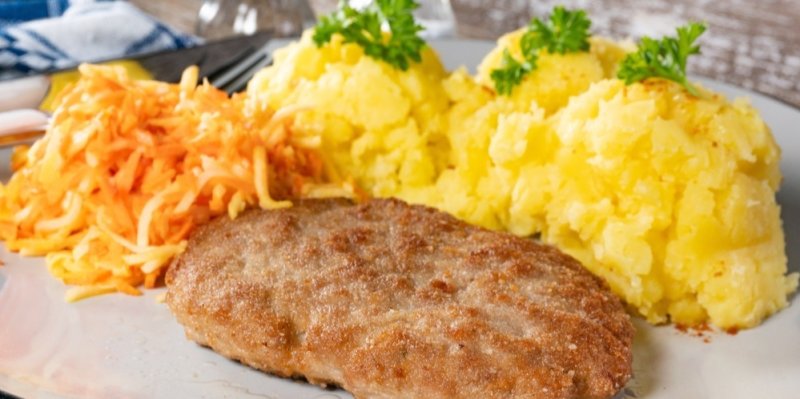 Recept na šťavnatý holandský řízek: Co má český karbanátek se sýrem společného s Holandskem?