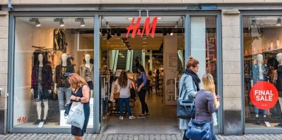 Obchod s oděvem značky H&M