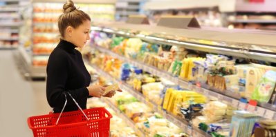 Řetězce v Česku aktuálně stahují závadné potraviny: Našla se v nich plíseň i nadlimitní množství olova