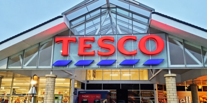 Tesco na prahu revoluce v boji proti plýtvání potravin. Bude přeměňovat zbytky v krmení pro zvířata