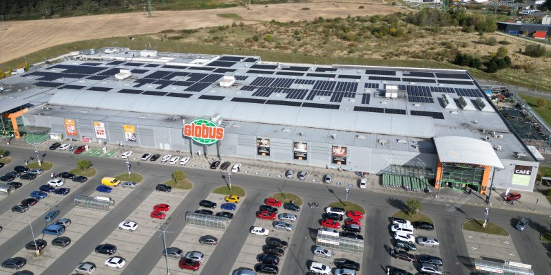 Řetězce využívají fotovoltaiky čím dál víc. Globus nově postavil elektrárny za 100 milionů korun