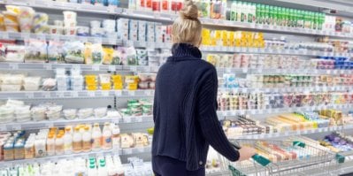Řetězce okamžitě stahují z prodeje nebezpečné bezlaktózové produkty, semínka a lampy. Zákazníkům za ně vrátí peníze!