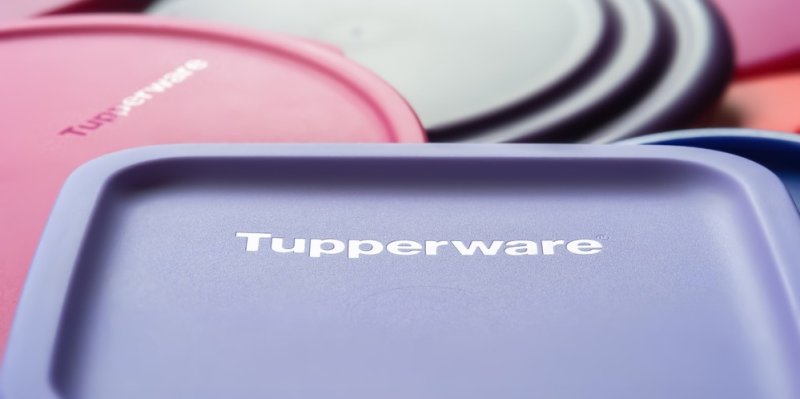 Tupperware končí: Ikonické plastové nádobí, které udělalo z žen na mateřské bohaté paničky, vyhlásilo bankrot