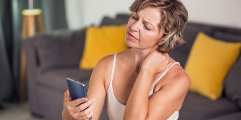 Mobilní telefony a nádory mozku: Nová studie WHO vyvrací spekulace