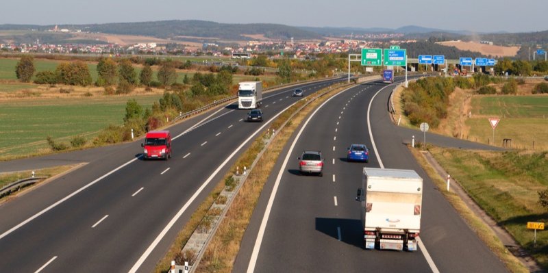 Dálniční známka pro rok 2025: Připravte si peněženky, vážení! Zase zdražujeme